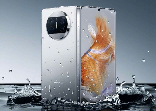 Складной смартфон с защитой от воды: Huawei Mate X3.