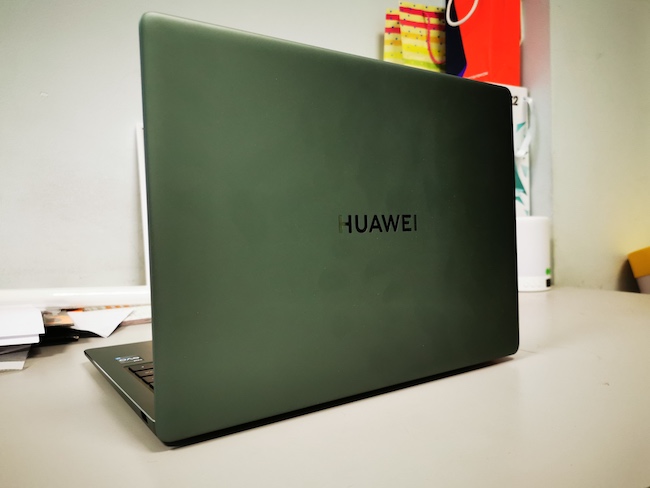 Обзор ноутбука Huawei MateBook 14s 2022.