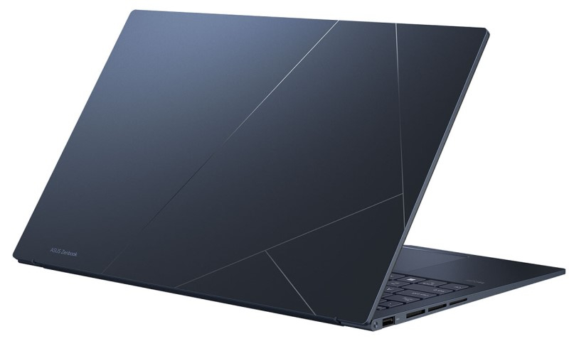 Компактный ноутбук ASUS ZenBook 15 OLED.