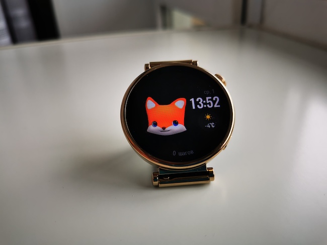 Тест-обзор умных часов Huawei Watch GT 4 с диаметром 41 мм.