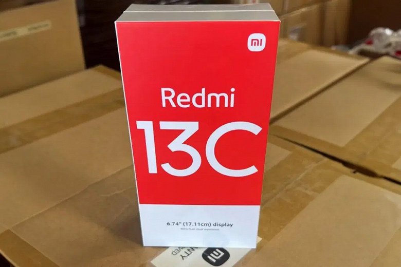 Смартфон Redmi 13C.