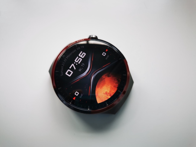 Тест-обзор умных часов Huawei Watch 4 Pro Space Edition.