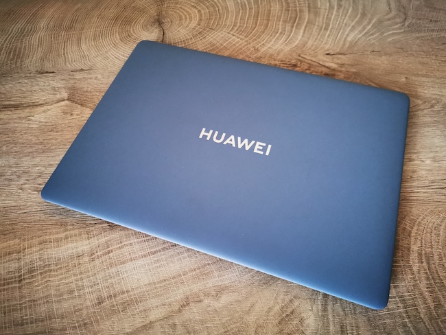 Ноутбук Huawei MateBook X Pro 2024.