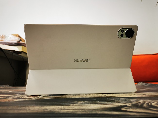 Планшет Huawei MatePad 12 X на базе HarmonyOS 4.2.