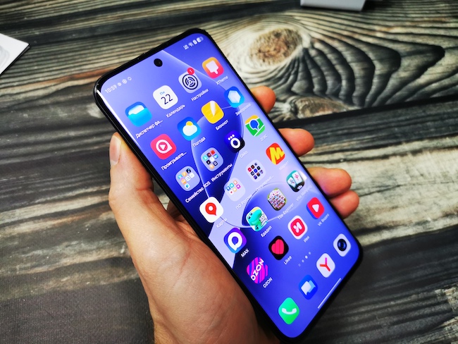 Тест-обзор тонкого смартфона Infinix HOT 60 Pro+.