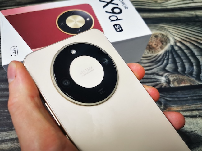 Тест-обзор «неубиваемого» смартфона HONOR X9d.