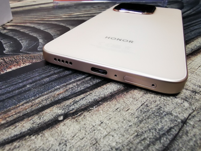 Тест-обзор смартфона HONOR X7d.