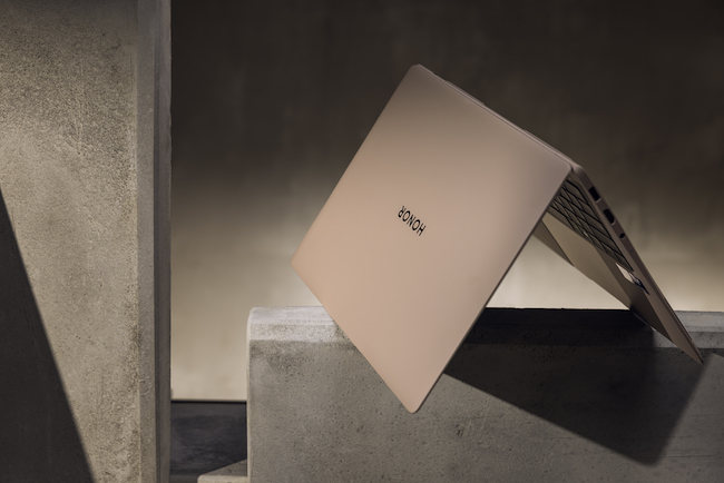 Ноутбук HONOR MagicBook Art 14 2025.