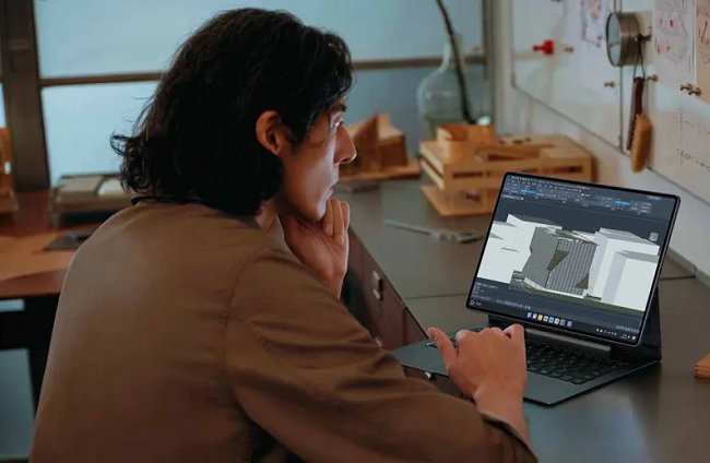 Планшет Huawei MatePad Edge с экраном 14,2 дюйма.