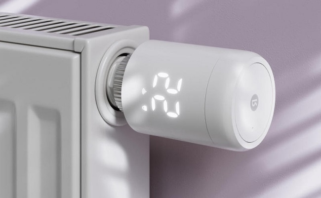 Умный терморегулятор для радиаторов от Яндекса.
