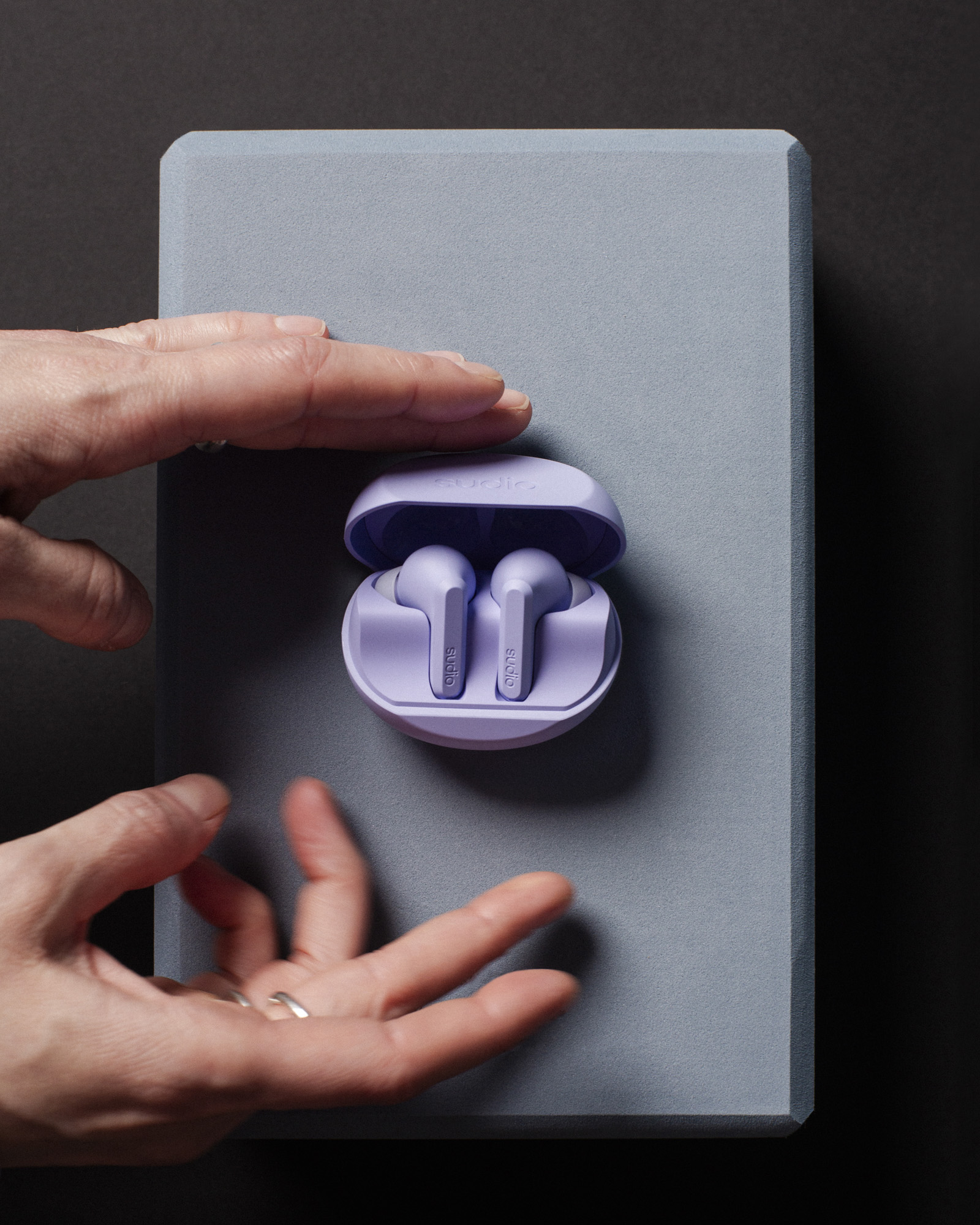 Беспроводные наушники Sudio A3 Pro.