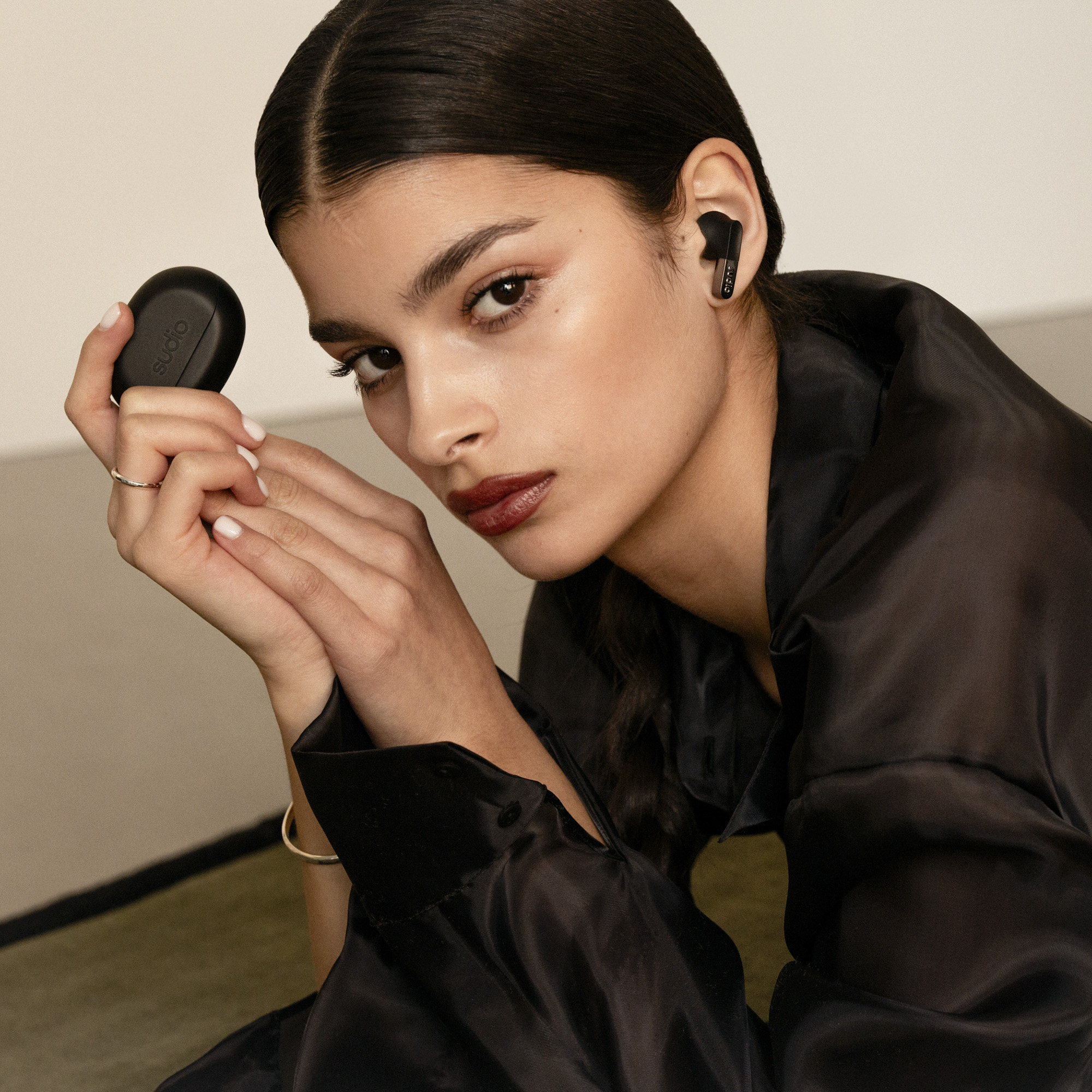 Беспроводные наушники Sudio N3 Pro.