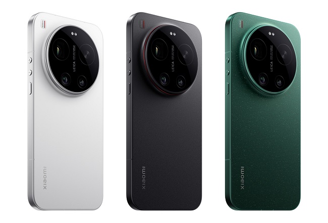 Смартфон Xiaomi 17 Ultra.