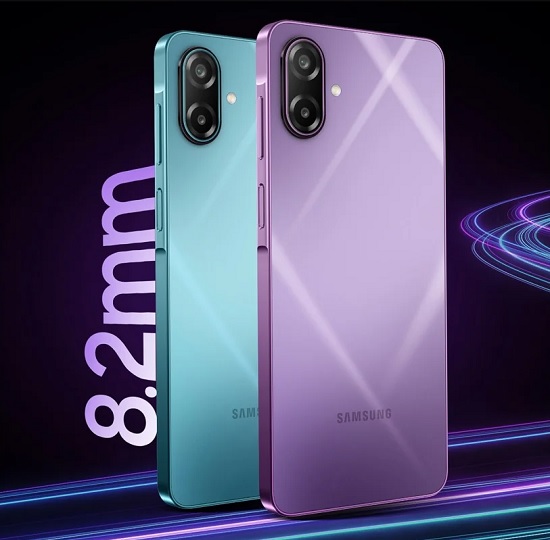 Мобильный телефон Samsyng Galaxy M17e.