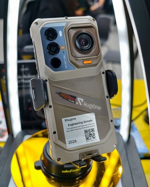 В России вышел ударопрочный смартфон Ulefone с носимой экшн-камерой.