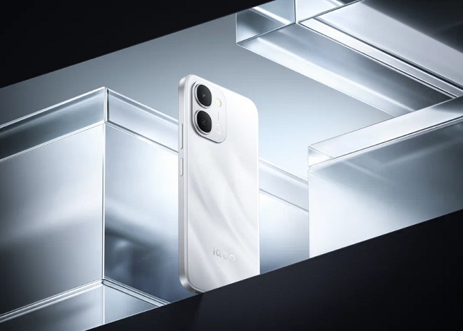 Смартфон Vivo iQOO Z11x.