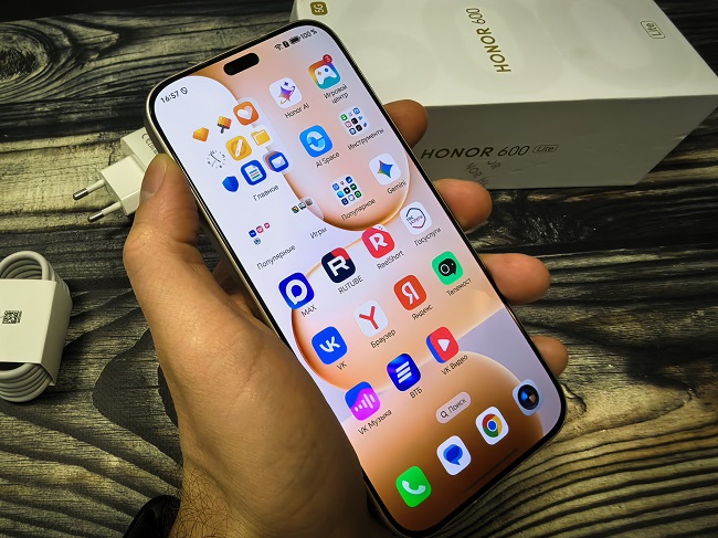 Тест-обзор смартфона HONOR 600 Lite.