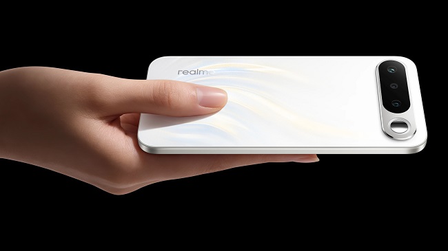 Смартфон Realme 16 в России.