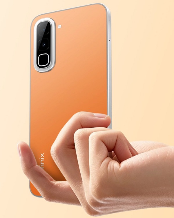 Мобильный телефон Infinix HOT 70.