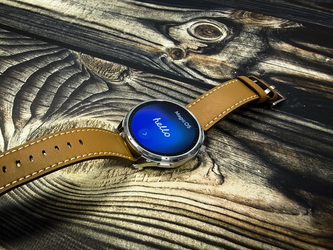 В России стартовали продажи умных часов HONOR Watch 6: комплектации и цены.