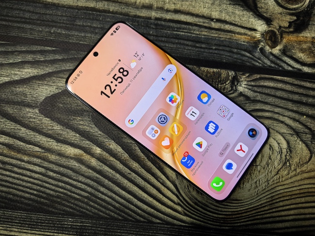 Ставка на живучесть: тест-обзор смартфона HONOR Turbo.