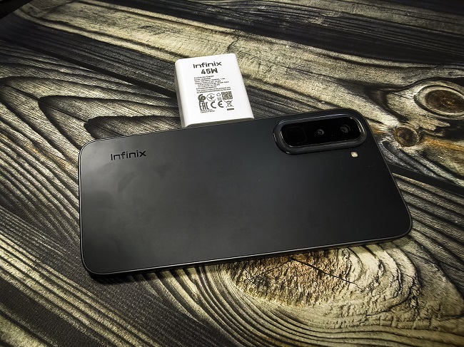 Тест-обзор смартфона Infinix HOT 70.