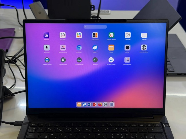 Операционная система kvadraOS Desktop.