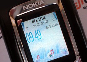 Дисплей Nokia 6290 TFT-матрица с разрешением 128х160 при диагонали 1,36 дюйма.