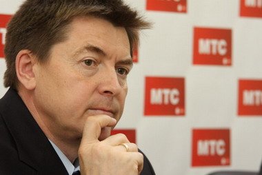 Владимир Путинцев, технический директор макрорегиона «Урал» ОАО «МТС».