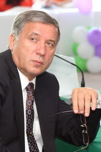 Директор северо-западного филиала ОАО «МегаФон» Георгий Гетманец.