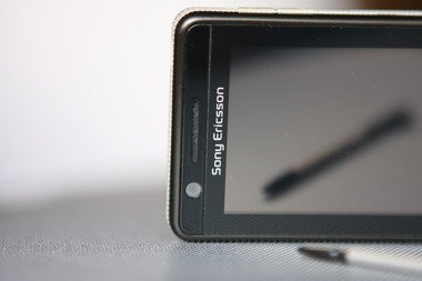 Сенсорный экран Sony Ericsson G900.