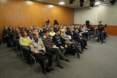 «Вымпелком» провел презентацию услуг на базе сетей третьего поколения в Самаре и Челябинске.