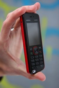 Nokia 5220 XpressMusic – пример доступного решения для молодежной аудитории.