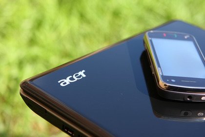 Acer Aspire One D250 - обладает весьма яркой внешностью.