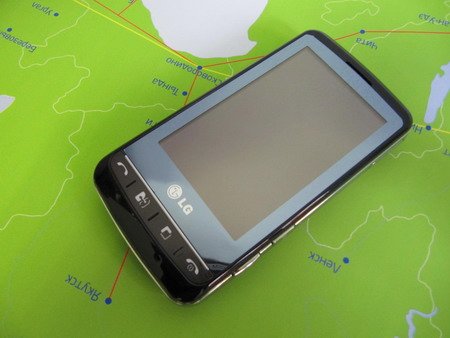 LG KS660 - мобильный телефон с сенсорным экраном и двумя sim-картами.