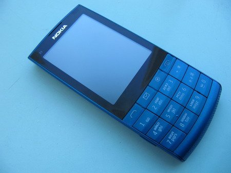 Молодежный телефон Nokia X3-02.