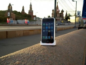 Российский iPhone 4 - это фейк.