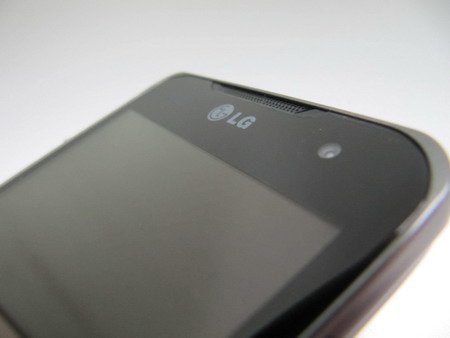 Экран LG P990 Optimus 2X.