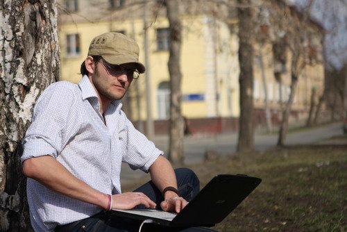 Россия в лидерах по проникновению Интернета среди молодежи.