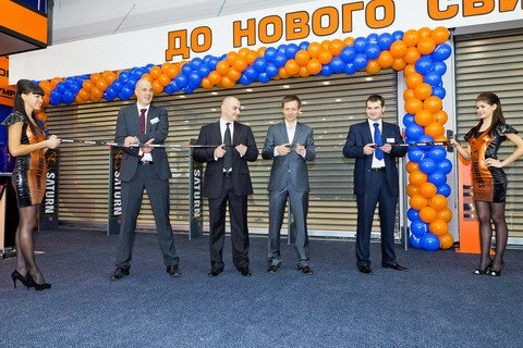 В Челябинске открылся первый магазин сети Saturn.