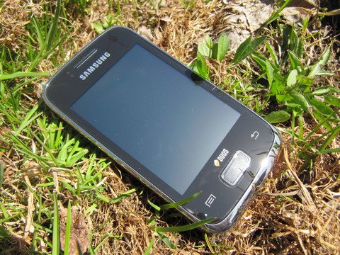 Смартфон Samsung Galaxy Y Duos.