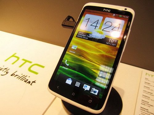 Смартфон HTC One X.