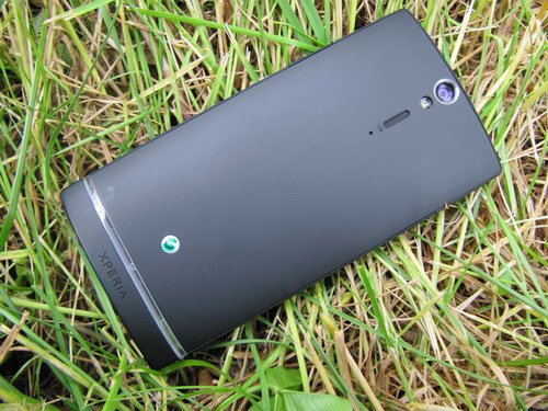 Тест-обзор смартфона Sony Xperia S.