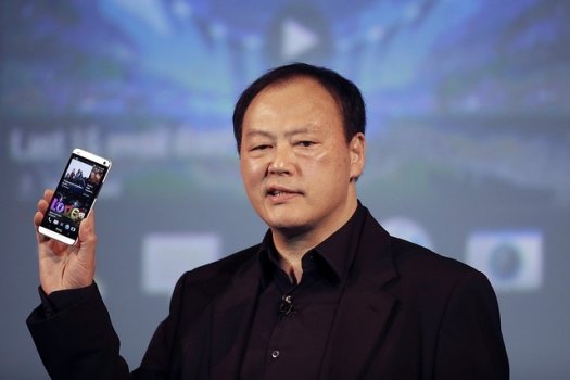 Исполнительный директор HTC Питер Чоу.