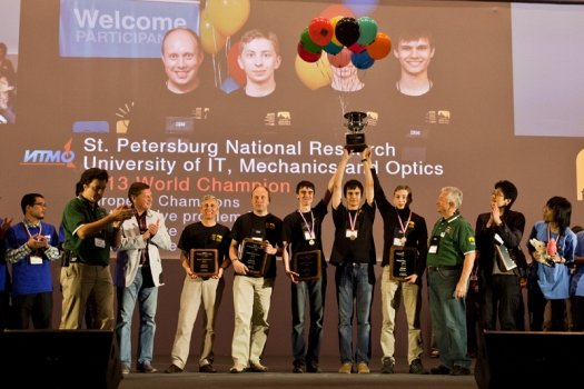 Команда Санкт-Петербургского национального исследовательского университета информационных технологий, механики и оптики.