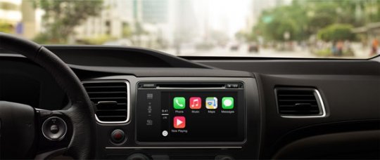 Apple представила технологию CarPlay.