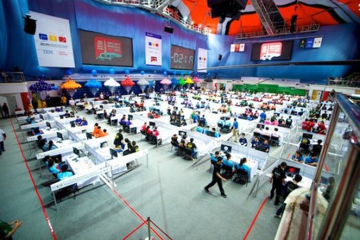 Чемпионат мира по спортивному программированию в Екатеринбурге.