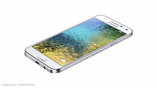 Samsung Galaxy E7 и E5.