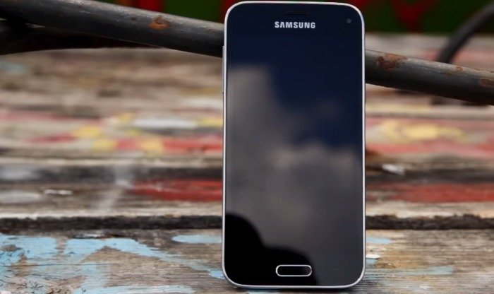 Samsung представит линейку смартфонов Galaxy C.