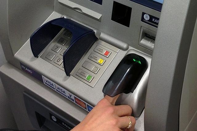 Биометрический банкомат.